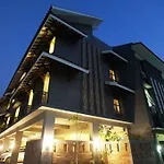 Oasis Studio - Satu