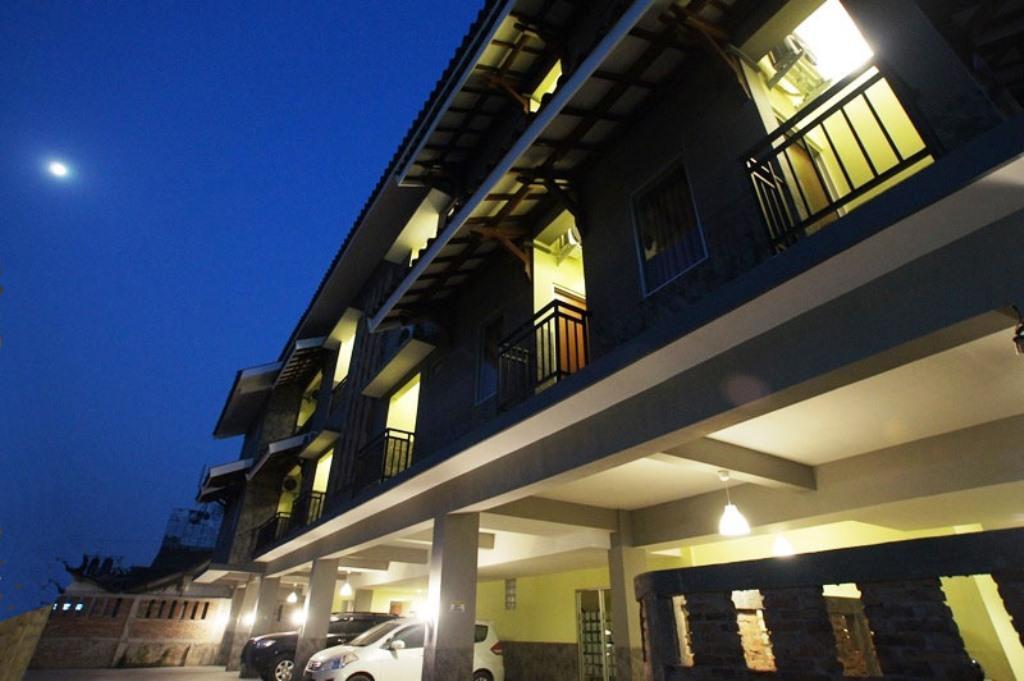 Hotel Oasis - Satu Kejayan